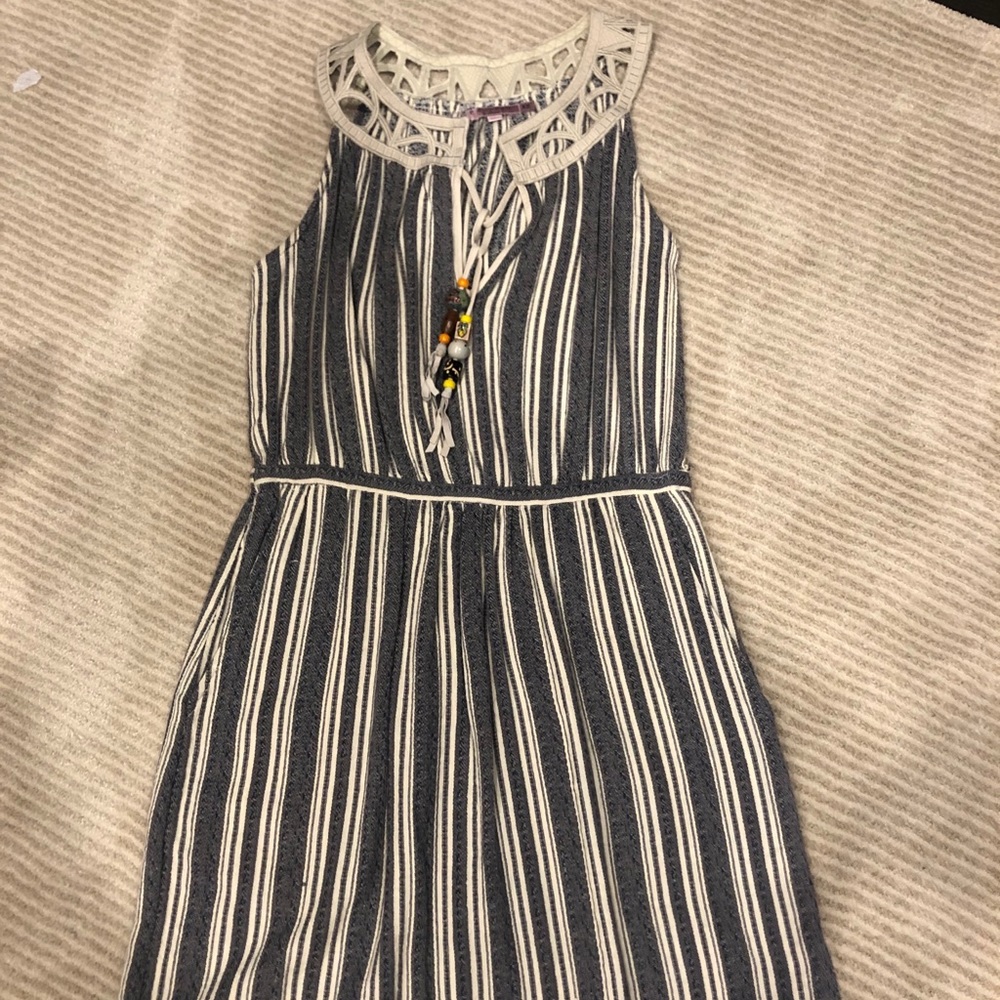 Cute calypso dress. Leather tassels. Size xs